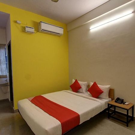 Oyo Flagship 36650 Tristar Inn 코임바토르 객실 사진