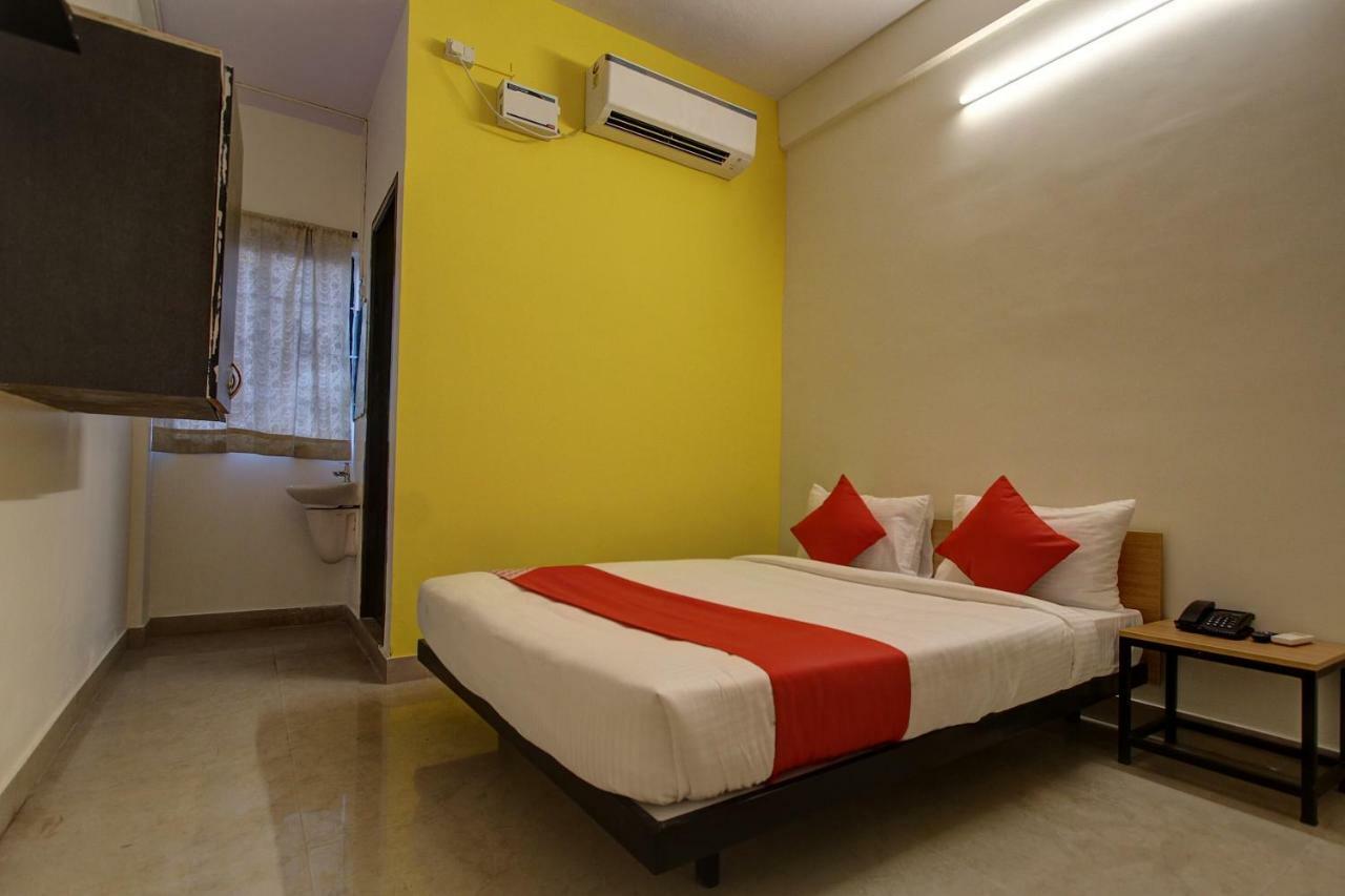 Oyo Flagship 36650 Tristar Inn 코임바토르 객실 사진